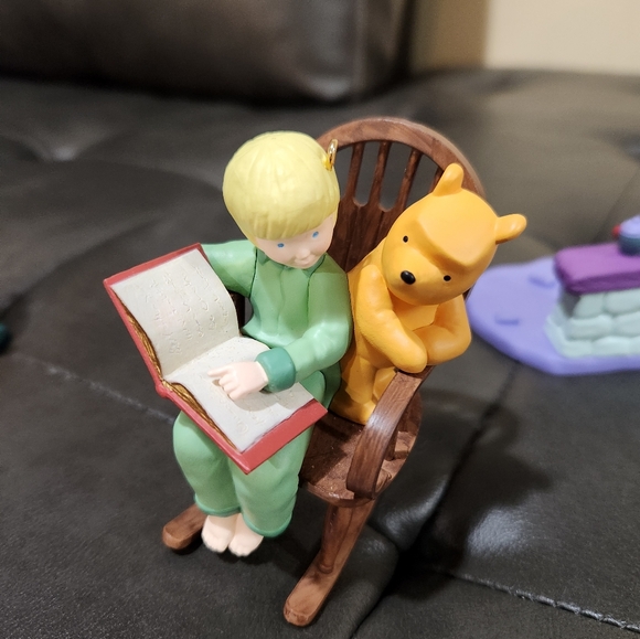 3 Vintage Winnie-the-Pooh Christmas Ornaments - Picture 4 of 8